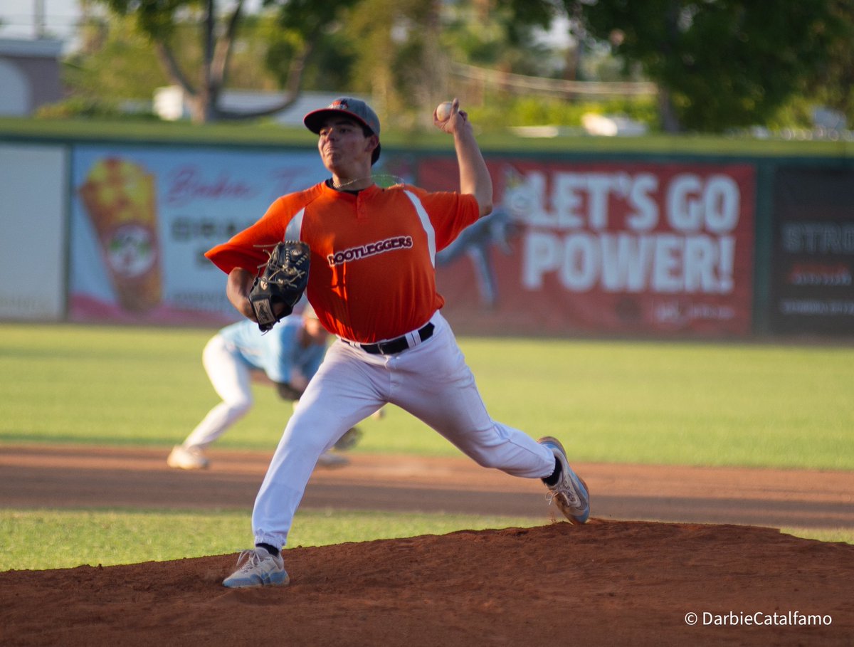 iquintero_11's tweet photo. Had so much fun playing in the @PSCL2024 great memories and experiences. Glad I met a bunch of different players and coaches while being there and couldn’t have asked for a different group of guys #bootleggers (got stolen by the Coyotes during playoffs) fun while it lasted https://t.co/TeGU7iRcje