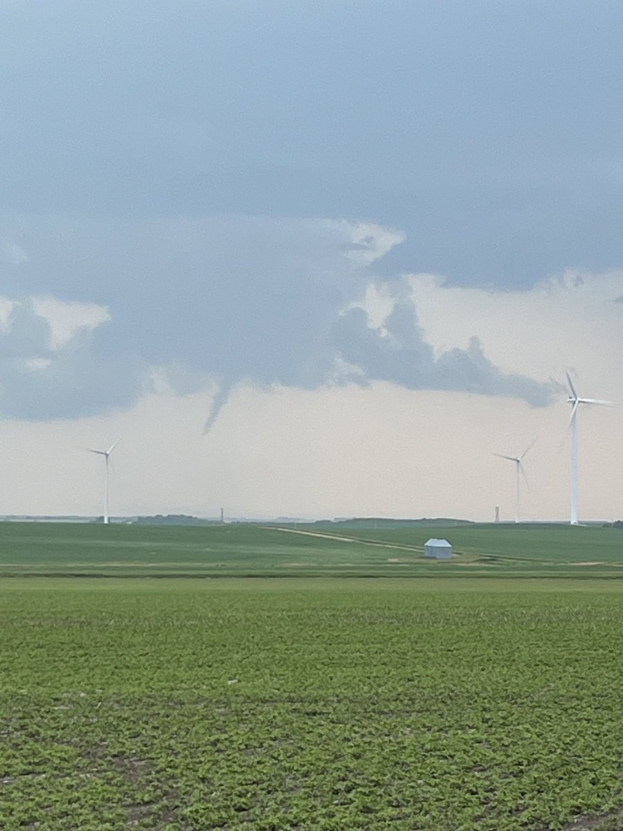 Shapes aren’t my strong suit but does that look like a funnel?  Looking south towards manitou