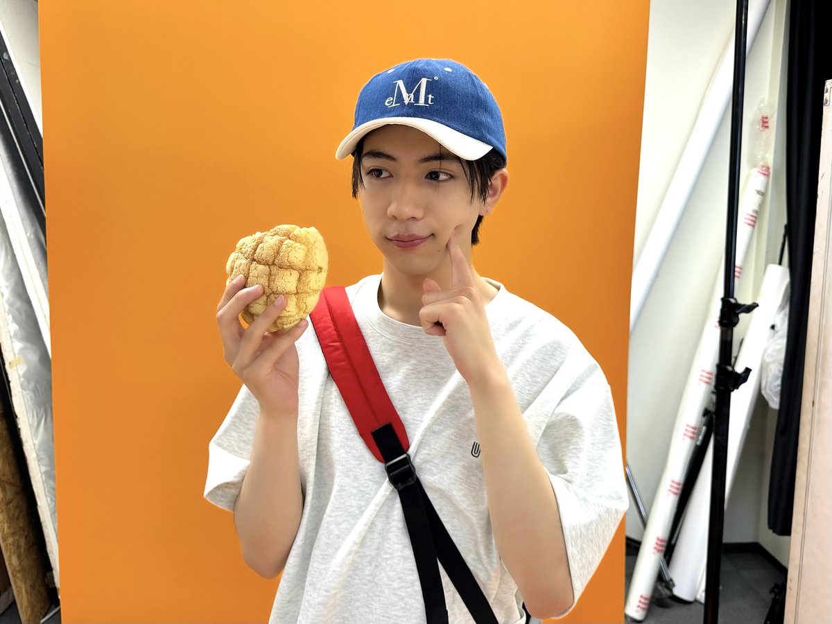 Supdra_staff's tweet photo. ＼ #田中洸希 雑誌掲載情報📚 ／

本日発売！
「FINEBOYS 8月号」(@FINEBOYS_JP)

"3分メイク"の企画に洸希が登場しております！

ぜひチェックしてください🙏

📚 詳細
https://t.co/SOO5tfWWDS

🔹田中洸希 SNS
https://t.co/DfKtFeTYMW

#スパドラ #SUPERDRAGON https://t.co/Qhs7NW0j7G