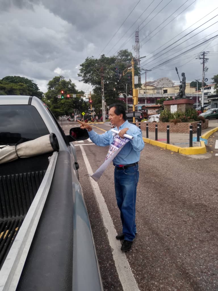 Desde el municipio San Cristóbal, el activismo no para. 

Todo el mundo con <a href="/EdmundoGU/">Edmundo González</a>, 
seguimos en el ruta electoral.

<a href="/unidadvenezuela/">Unidad Venezuela</a>

 #VamosAGanar #UnidosParaCambiarVzla #TachiraConEdmundo #VenezuelaConEdmundo