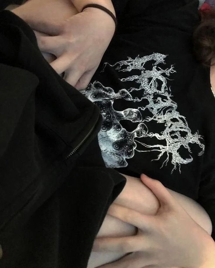 🖤