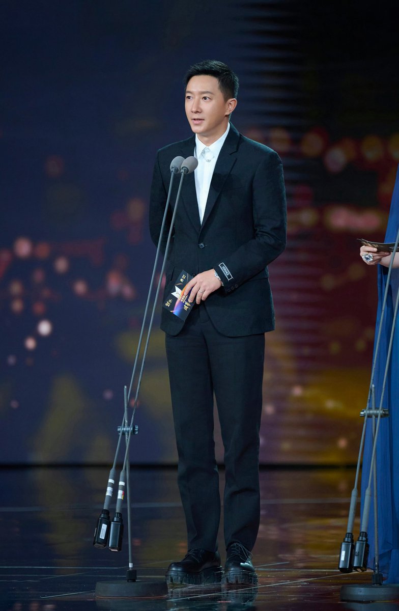 hankyungclub's tweet image. 240621 หานเกิงได้รับเชิญให้เข้าร่วมงานของหน่วยงานสื่อและภาพยนต์ครั้งที่ 21 [21st Media Focus Unit] (งานปิด)

Cr: 庚心工作室