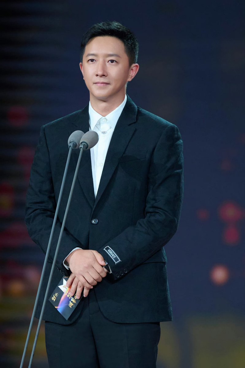 hankyungclub's tweet image. 240621 หานเกิงได้รับเชิญให้เข้าร่วมงานของหน่วยงานสื่อและภาพยนต์ครั้งที่ 21 [21st Media Focus Unit] (งานปิด)

Cr: 庚心工作室