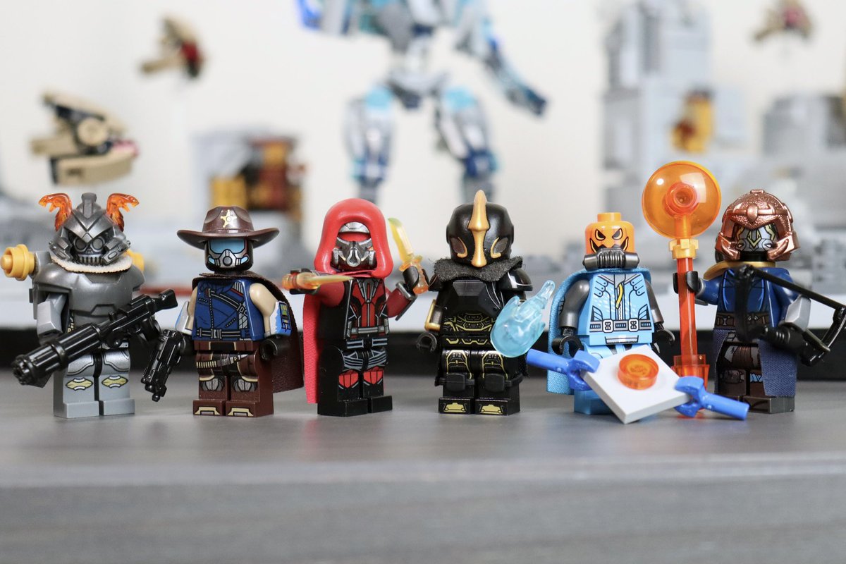 Here’s a look at the Vault of Glass from #Destiny2 I built using LEGO. Complete with a full fireteam based off my clan members, DPS supers, exploding supplicants, and Atheon, Time’s Conflux!
#lego #Destiny2Art #AOTW #DestinyTheGame