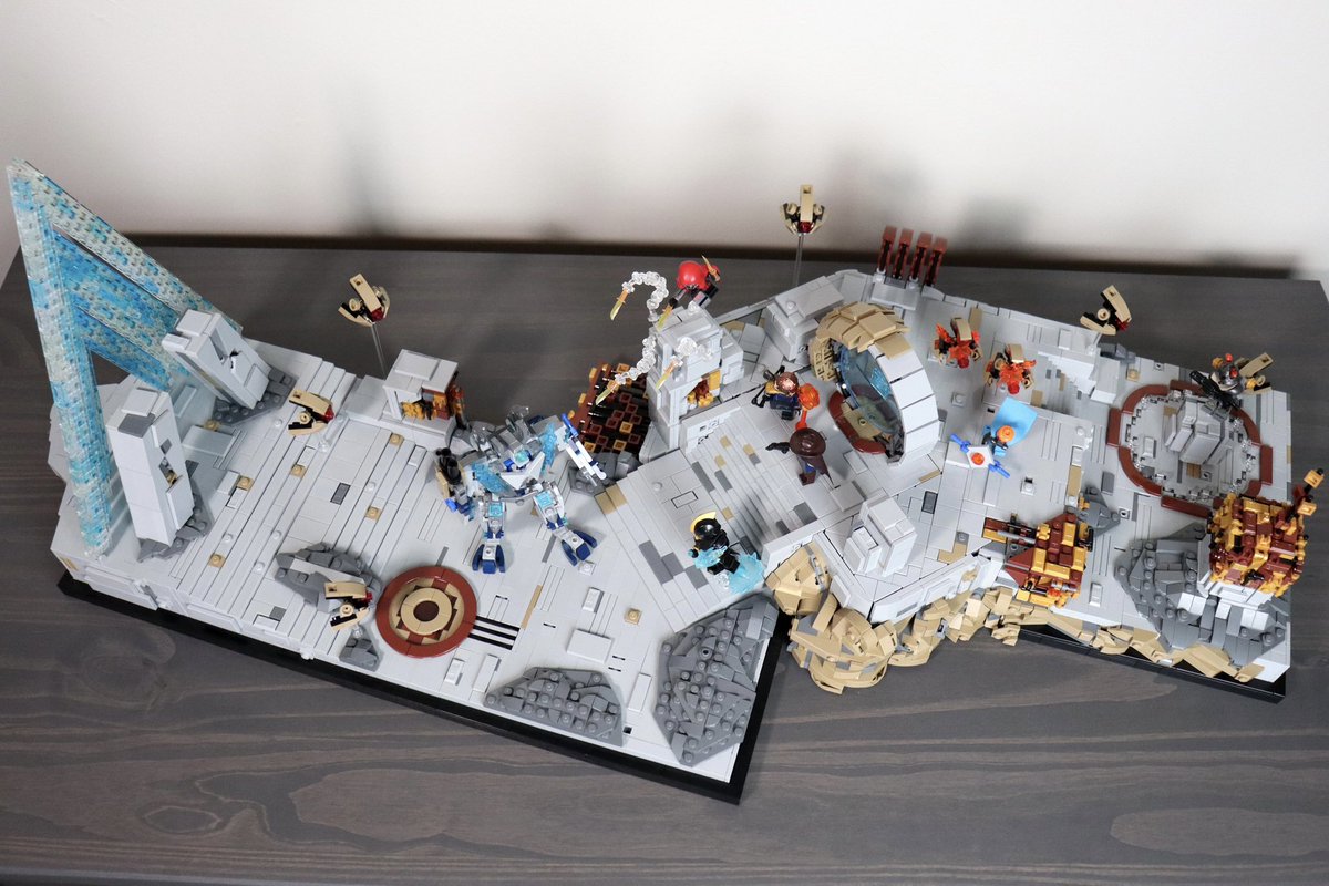 LM9Productions's tweet photo. Here’s a look at the Vault of Glass from #Destiny2 I built using LEGO. Complete with a full fireteam based off my clan members, DPS supers, exploding supplicants, and Atheon, Time’s Conflux!
#lego #Destiny2Art #AOTW #DestinyTheGame https://t.co/U3q8F5uuJS