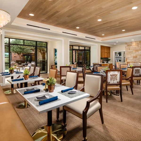 luxurylifestyle's tweet photo. Clearwater Living's Clearwater Newport Beach Named Best 55+ Luxury Assisted Living Community https://t.co/xWQFufegwn #seniorliving #livingcommunity #luxurycommunity #luxurylifestyle https://t.co/zZYTJvgX9l