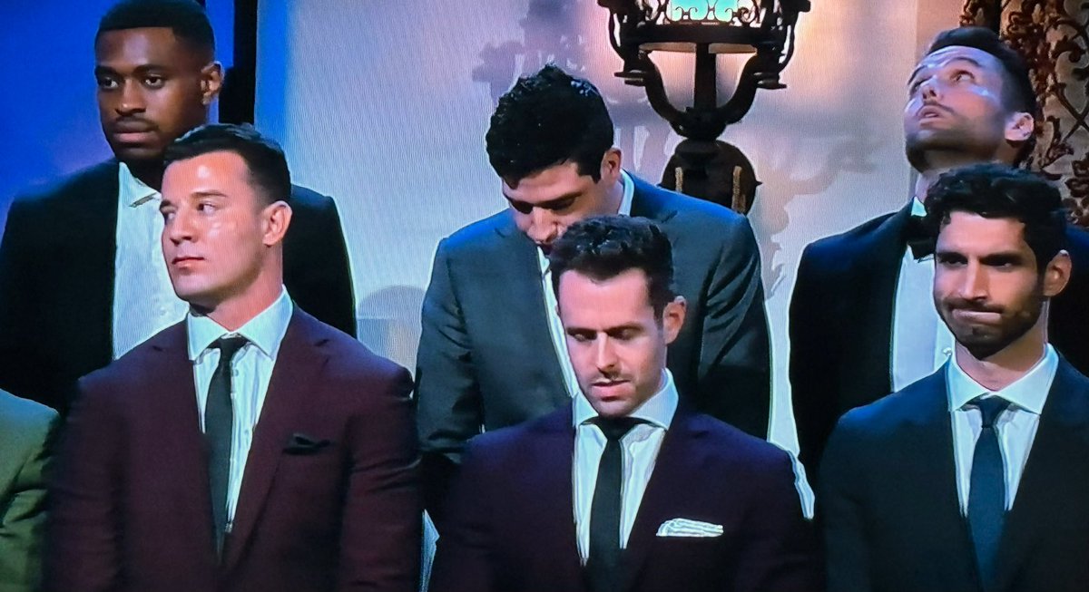 Bitchelorette_'s tweet photo. POV: it’s 7 am, the sun is rising, and you’re waiting for Jenn to finish making out with wish version Tyler Cameron 

#TheBachelorette https://t.co/6x7gRXofs9