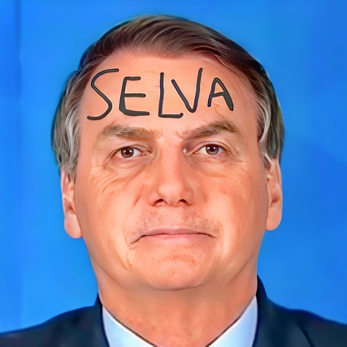 SRivoltril's tweet image. Enquanto o povo morria sem direito a velório decente, ele negociava jóias ❓❓🫣