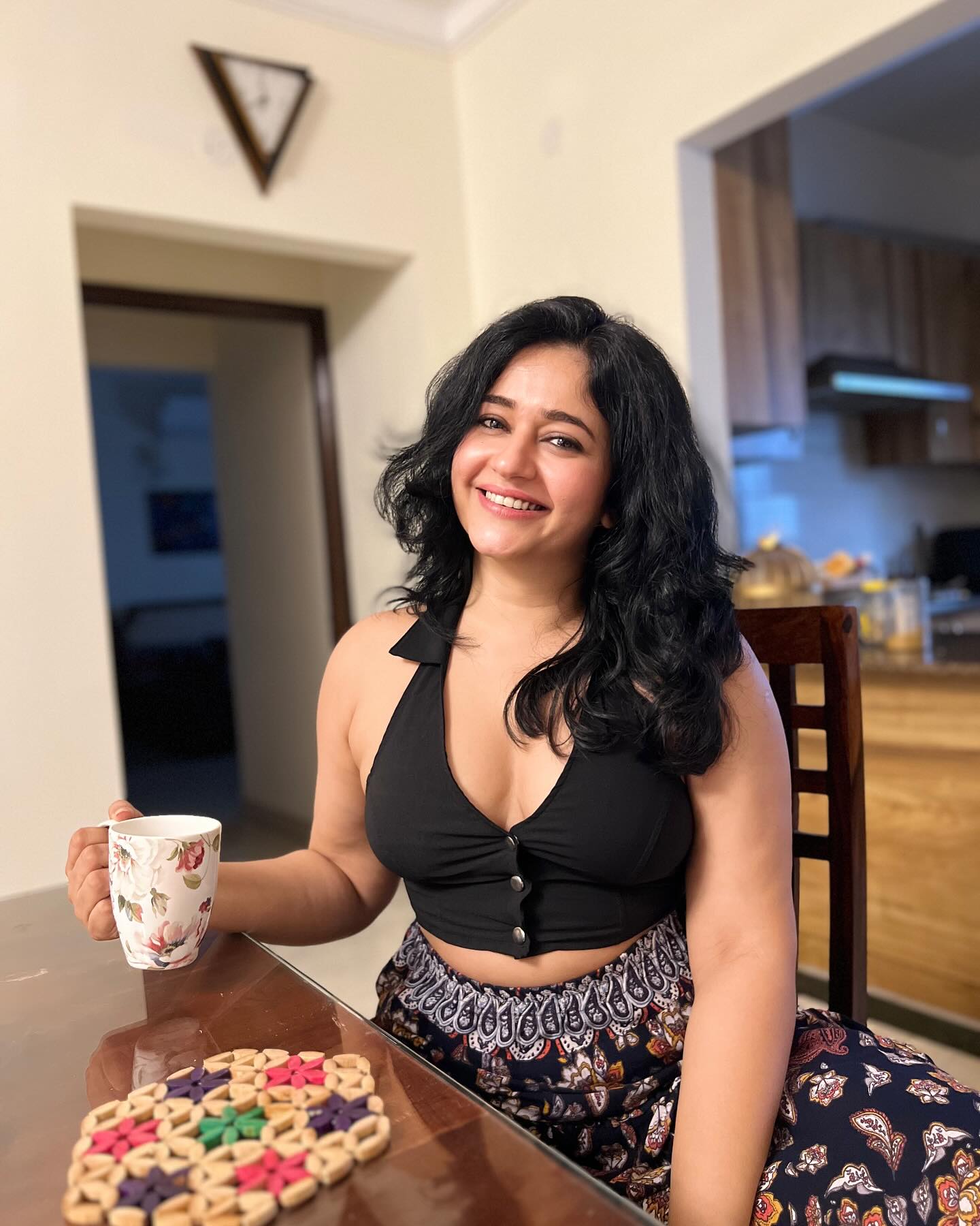 GSAoqppasAAl6Ht?format=jpg&name=large