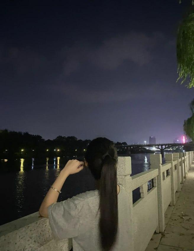 ruby23881's tweet photo. Today is high ponytail girl! https://t.co/B9KELjYhUc