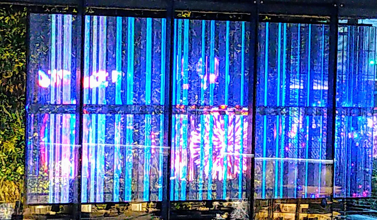 nnir_glasses's tweet photo. お題をありがとうございます
昨日🌃通りがかったので📷✨
今日も一歩々々(いっぽいっぽ)
#朝活書写 【993日目】
#朝活書写_1733
#ガラスペン
#SHIBUYAAXSH
#渋谷アクシュ https://t.co/Fm0qyuObqC