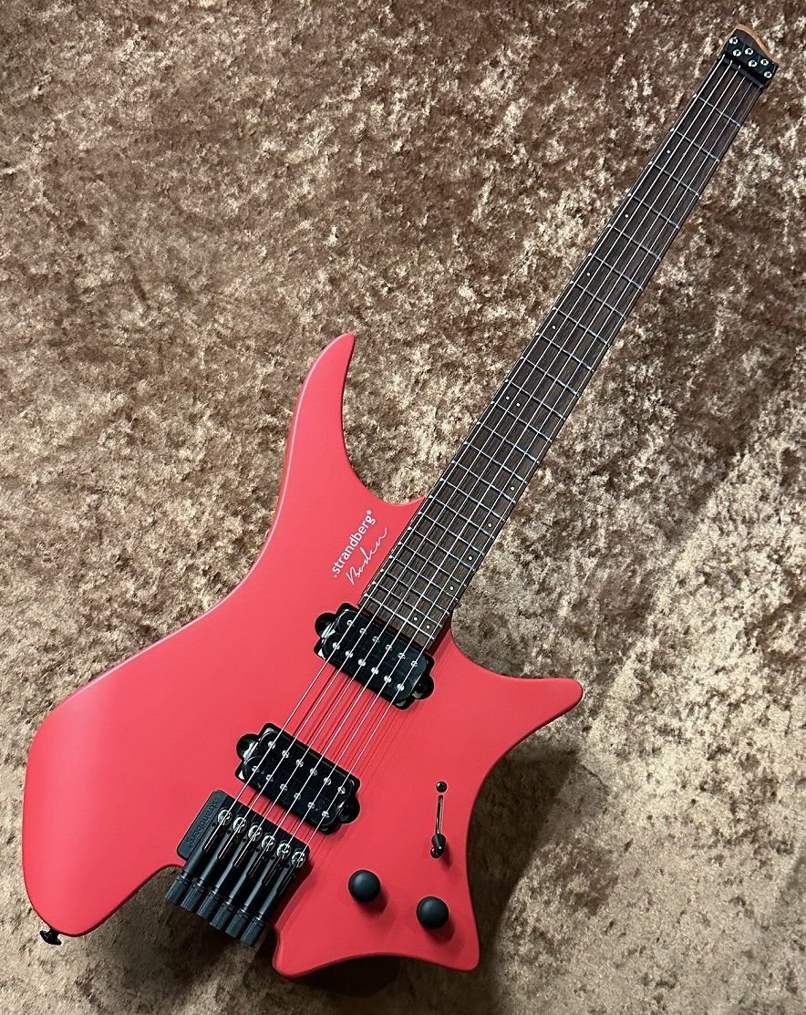 Combat strandbergシェイプ　オーダーメイドギター Combat製 strandbergシェイプ オーダーメイドギター Combat製