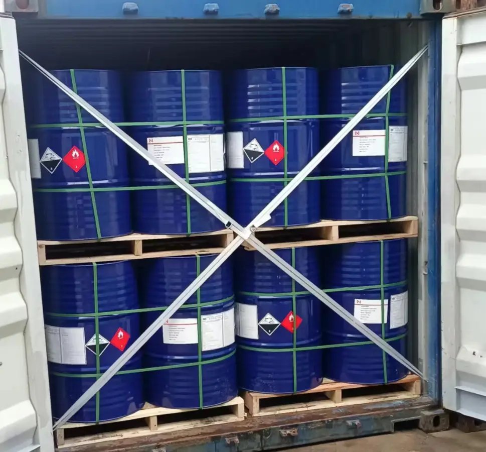 LinkLeo1000's tweet photo. This is what we loading the products to the container likes like. Always stay careful, always double check, always track it and feedback to our clients immediately.
#chemical #chemicalsolvent #rawmaterial #Pharmaceuticals #Pharmacy #lab #bestprices #leanpices https://t.co/lm4ZzgygNJ