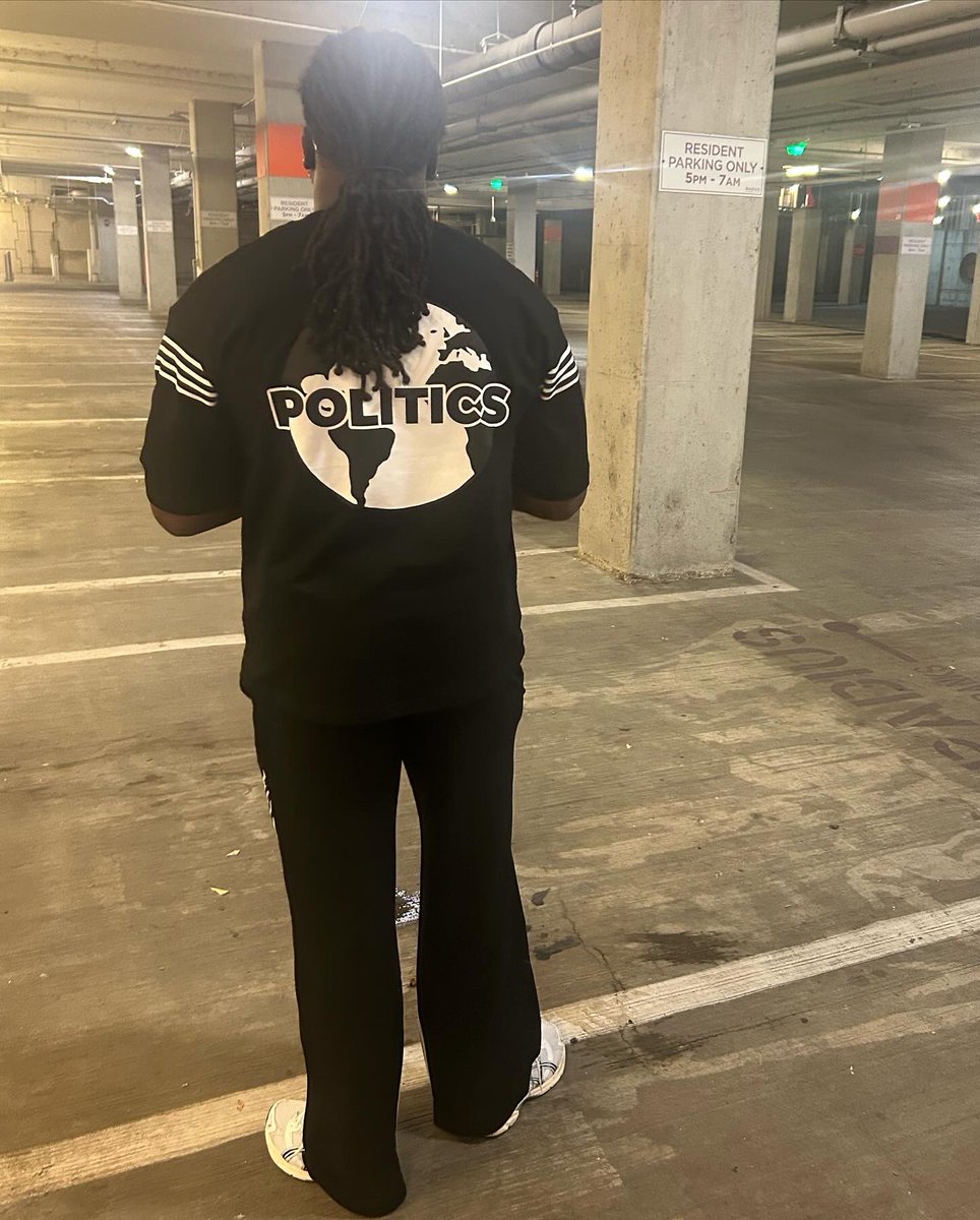 ZoomSoSkii's tweet photo. Turnt up not burnt up💰🚛 https://t.co/w1Zs7usQCs