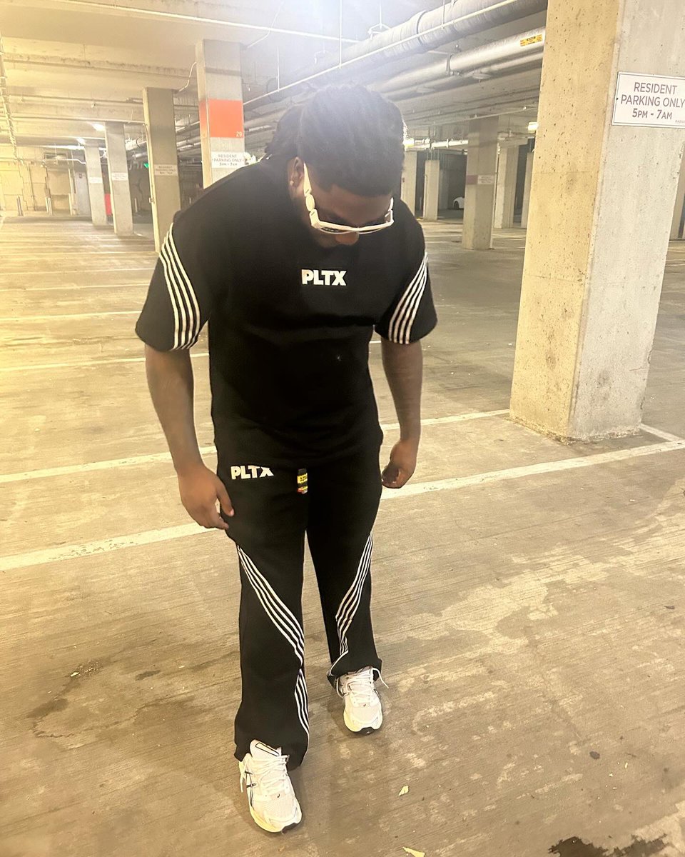 ZoomSoSkii's tweet photo. Turnt up not burnt up💰🚛 https://t.co/w1Zs7usQCs