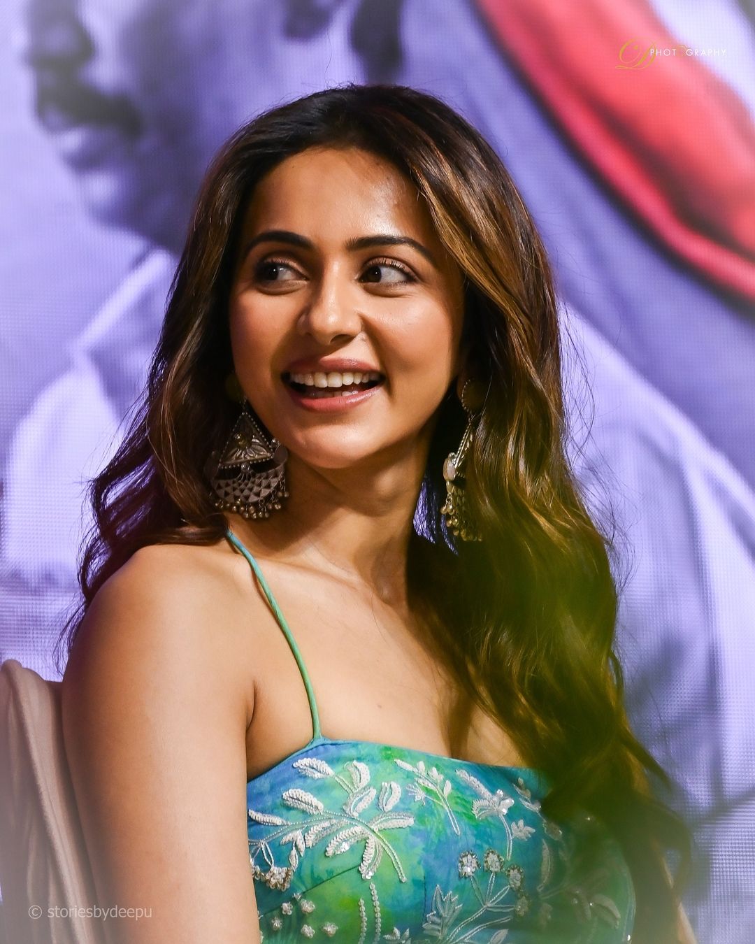 GSAuC7cbEAAvHx2?format=jpg&name=large