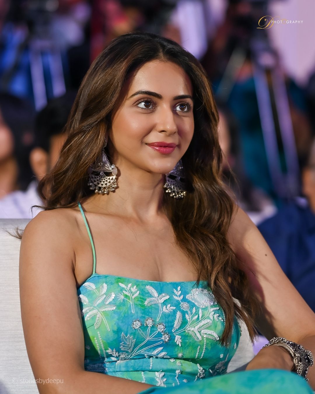 GSAuCrJb0AAPbIr?format=jpg&name=large