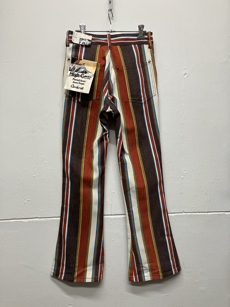 slap_multiroom's tweet photo. 【70s専門古着屋 柊 ✖︎ 古着屋PALS TOKYO】ポップアップ出品商品

70s Carhartt ストライプ フレアパンツ デッドストック
size:w28,w29
¥12,800 taxin
---
#カーハート
#フレアパンツ
#ストライプフレアパンツ
#70sファッション
#70sスタイル
#70s好きな人と繋がりたい 
#昭和レトロ
#70s古着 https://t.co/5hvRKXMewt