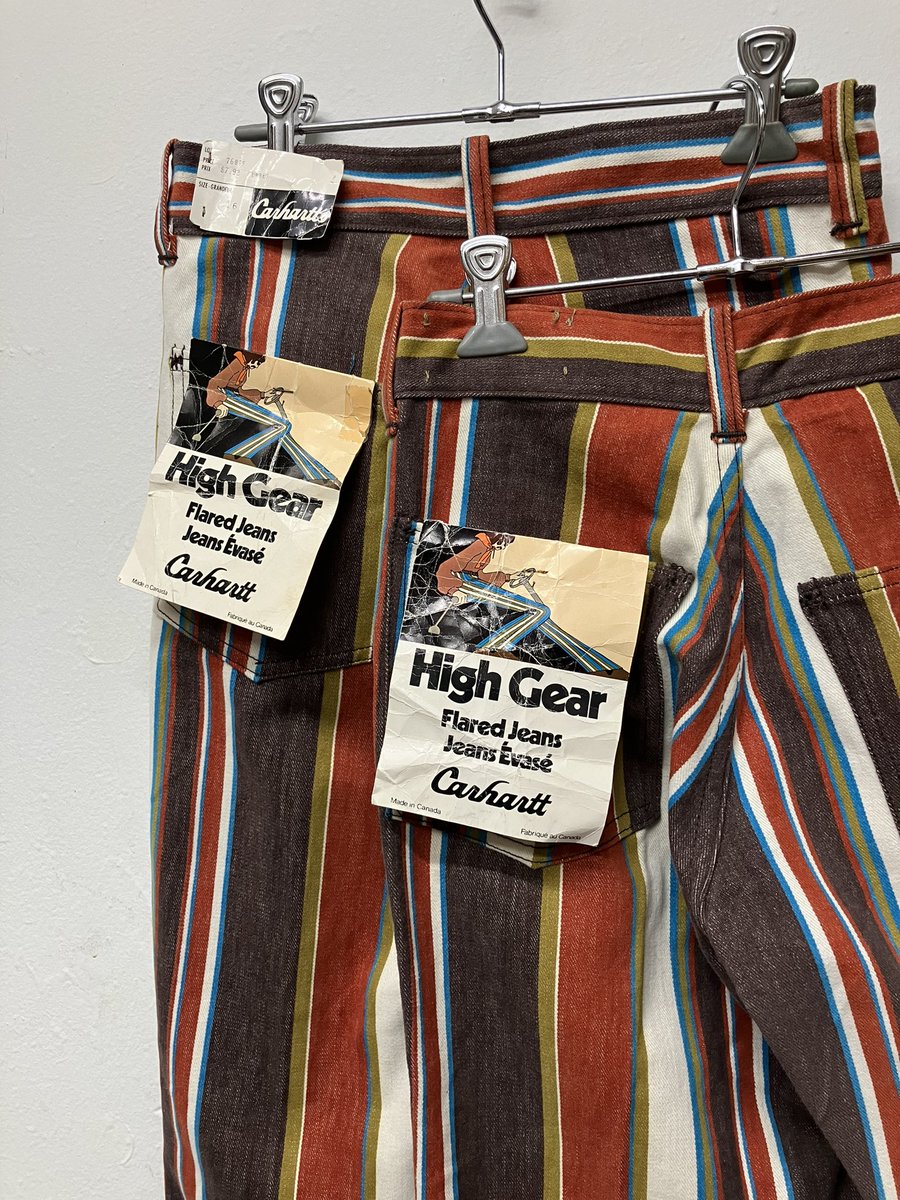 slap_multiroom's tweet photo. 【70s専門古着屋 柊 ✖︎ 古着屋PALS TOKYO】ポップアップ出品商品

70s Carhartt ストライプ フレアパンツ デッドストック
size:w28,w29
¥12,800 taxin
---
#カーハート
#フレアパンツ
#ストライプフレアパンツ
#70sファッション
#70sスタイル
#70s好きな人と繋がりたい 
#昭和レトロ
#70s古着 https://t.co/5hvRKXMewt