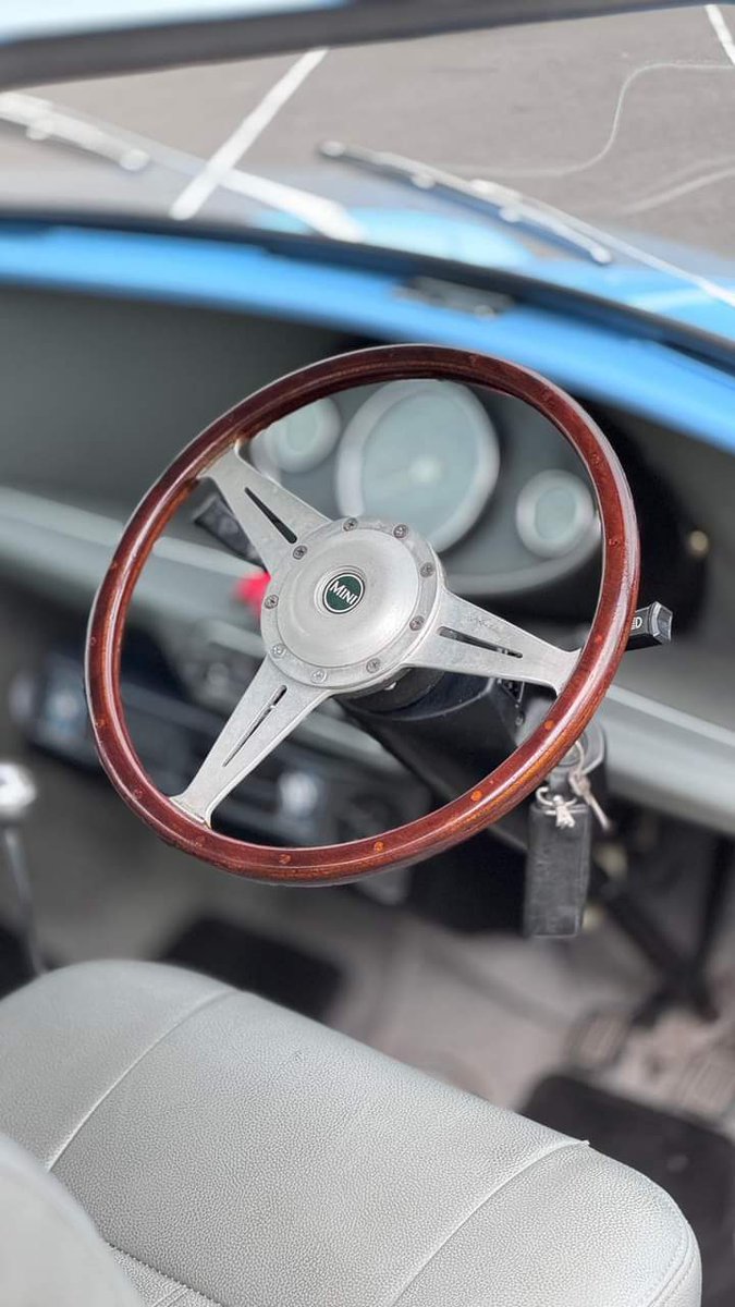 HoldenKlasik's tweet photo. FOR SALE ‼️
Mini Cooper MK III 1000cc th 1973 , Surat Lengkap Nopol Cantik , Pernik Full Original , AC dingin , Audio ada , Ban 4 baru semua , siap pakai 🔥

Lokasi solo (siap kirim seluruh Indonesia)
0821 3837 9921 https://t.co/vR0yBU0Emu