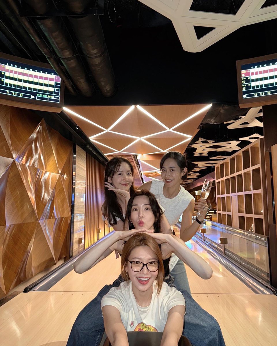 ilysmKYR's tweet photo. [IG | 240709 | yulyulk]

[유리가 만든 TV ] 임윤아 귀빠진날 기념 모임 🎈🎉 보러와

:https://t.co/0r3PjEUsUn
#권유리 #소녀시대 #KWONYURI #유리 https://t.co/HMPLCJoW1A