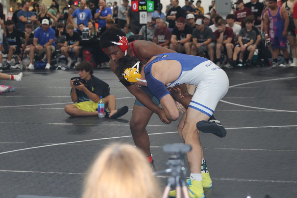 Luke Chernaski tweet media