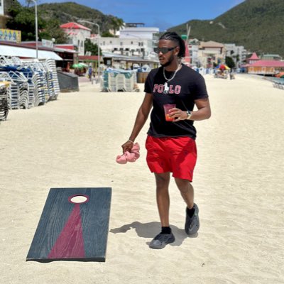 Thumbs_High's tweet photo. #NewProfilePic https://t.co/qGK6nI5xJI