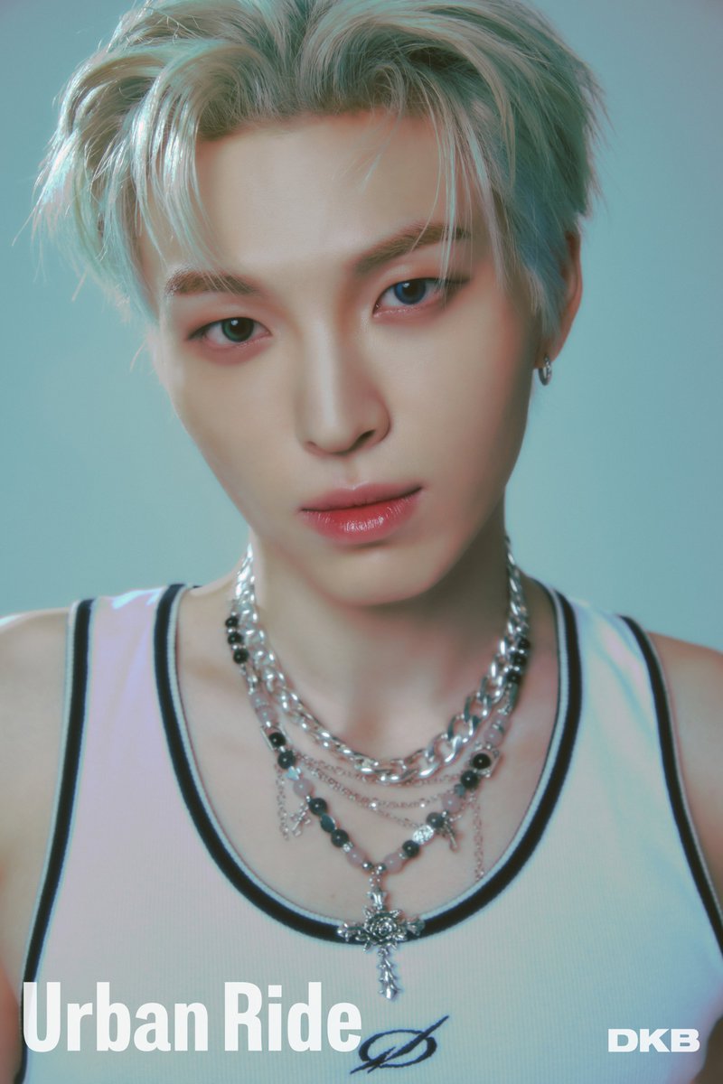 DKB_BRAVE's tweet photo. DKB the 8th Mini Album
[𝐔𝐫𝐛𝐚𝐧 𝐑𝐢𝐝𝐞]

𝘊𝘖𝘕𝘊𝘌𝘗𝘛 𝘗𝘏𝘖𝘛𝘖 𝙐𝙧𝙗𝙖𝙣 𝙫𝙚𝙧.
#희찬 #HEECHAN

2024.07.17. 6PM (KST)

#다크비 #DKB #UrbanRide #FlirtingX
#20240717_6PM https://t.co/Bzp10Gj60w