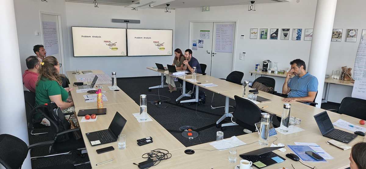 nalas_eu's tweet photo. 💡 These days we build on our partnership with #IAWD @vodbyiawd.
💧 Within the Regional Capacity Development Network for WSS @RCDNSEE, our two teams work on developing new project ideas that aim to advance water and sanitation services in the region, with support of the #EU. https://t.co/qjPc51kytQ