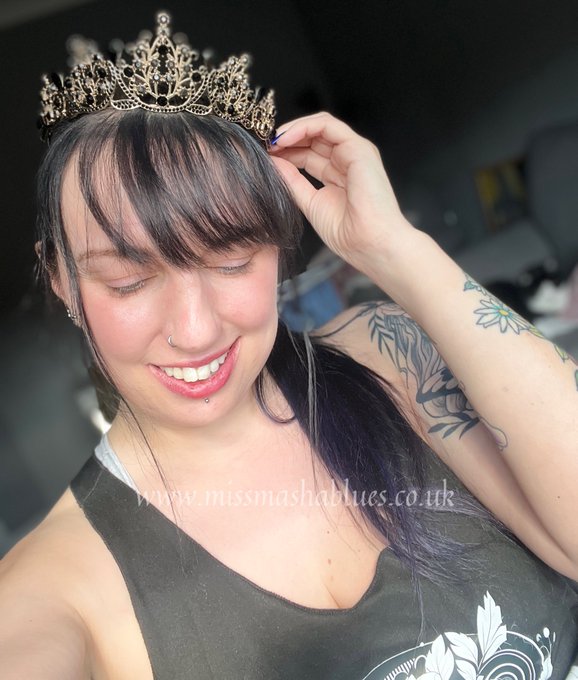 I mentioned on my Insta stories on Sunday about my trip to Stirling Castle and &lsquo;all that was missing<a href="/tag/nomakeup"class="tags"><span>#nomakeup</span></a>