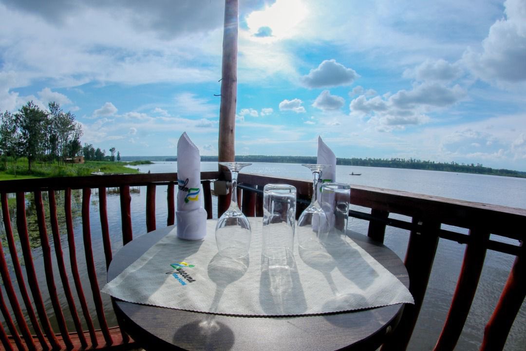 bugeseralake's tweet photo. The view of the lake is breathtaking,and our service is exceptional. https://t.co/ET28eRvA3e