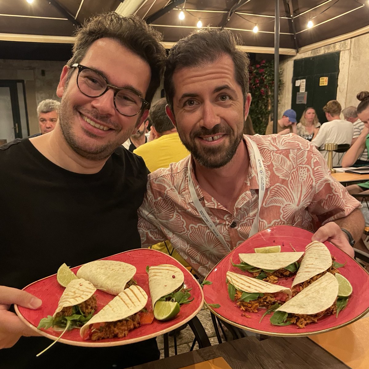 michal_juricek's tweet photo. Thanks for wonderful times, Michel, so great to catch up properly after a while! ♥️ Looking forward to your news on shaping matter 🤩 @MichelRickhaus @RickhausLab @UniGe_OrgChem @UNIGEnews @JuricekLab @UZH_Chemistry @UZH_ch #tacoaboutit #iceice https://t.co/5XCqTEIIfI