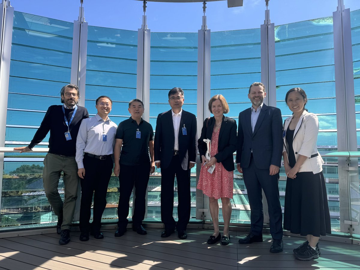 UNOSAT's tweet photo. 🌍 Yesterday, @UNOSAT hosted a productive meeting with @AIRCAS_CHINA to discuss our past collaborations and future initiatives in disaster response and satellite data sharing. #DisasterResponse #SatelliteData #UNOSAT #AIRCAS https://t.co/nBMtT3CXT1