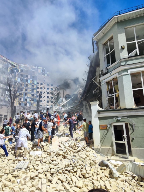 allianceforph's tweet photo. Kyiv was hit by a missile attack, targeting Ohmatdyt Children's Hospital. Over 50 people, including 7 children, were injured, and two adults, including Dr. Svitlana Lukianchuk, lost their lives.
#PutPeopleFirst #PutPeopleFirstEECA #LetsWinTogether https://t.co/X3vBPNSIKj