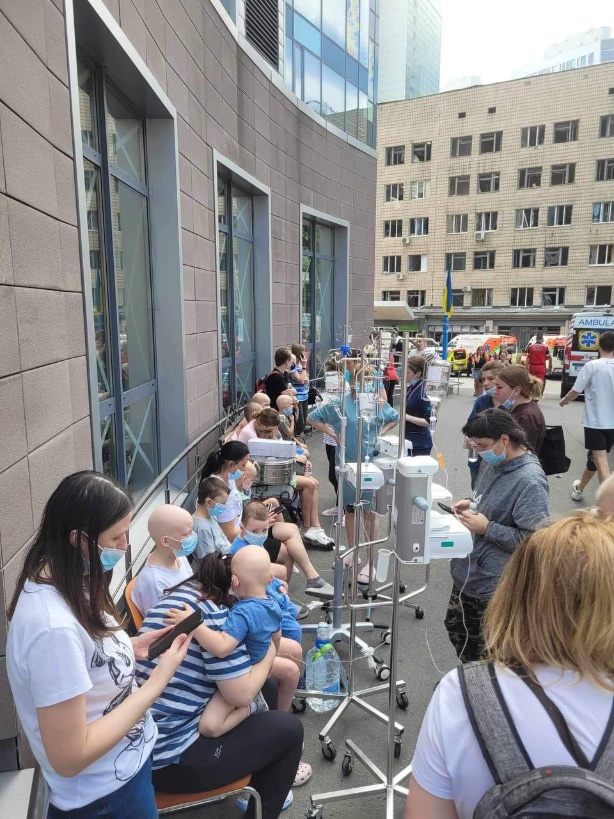 allianceforph's tweet photo. Kyiv was hit by a missile attack, targeting Ohmatdyt Children's Hospital. Over 50 people, including 7 children, were injured, and two adults, including Dr. Svitlana Lukianchuk, lost their lives.
#PutPeopleFirst #PutPeopleFirstEECA #LetsWinTogether https://t.co/X3vBPNSIKj