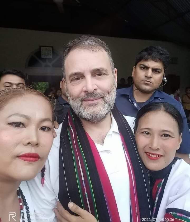 nomangkha's tweet photo. Rahul Gandhi will still listen to you even if you don’t go and stick to him!! Noi na fanayam nappasu, achumbadi hongba yararoi. #Kuki_ZoEngineeredManipurViolence 

Heinabi khara thadok se!
Hairuraga amuk thina hairak a haini!
Chanap thinapnabei Heinabi se heikhraba. https://t.co/fbV4q9EiDI
