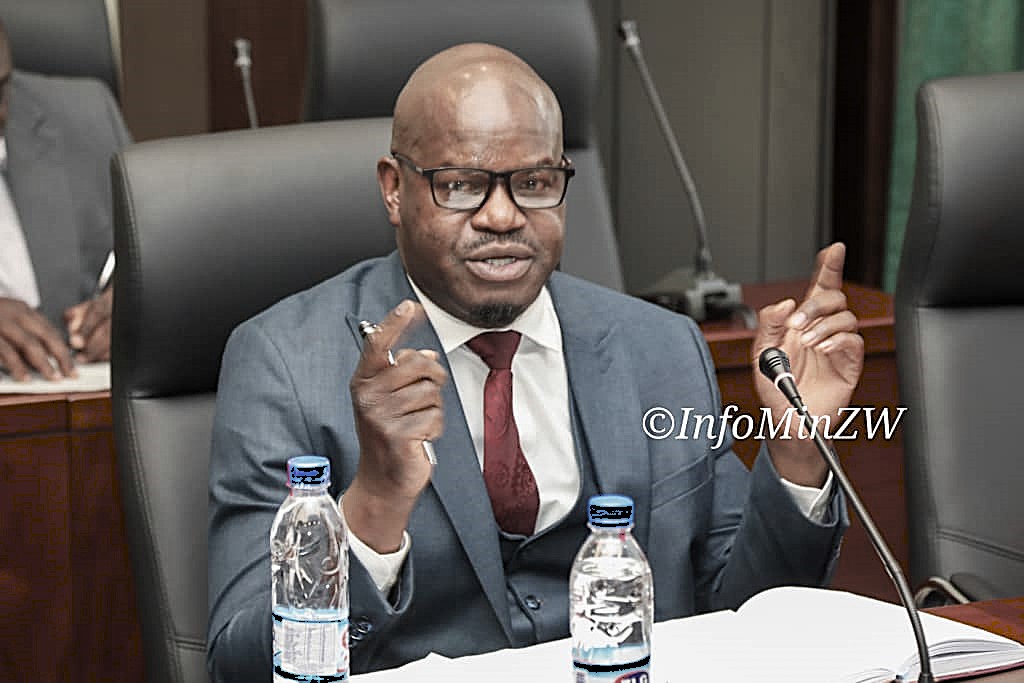 BhudhiGhivhi's tweet photo. ➡️ ZANU PF PERM SECRETARY FOR INFO (Former?), NICK MANGWANA: 
“NO! No, it’s not true AT ALL that President ED ��Strong ZiG’, REFUSED to shake my hand at the helicopter!
His Excellency got momentarily DISTRACTED because an African Hoopoe flew over us at that moment, and it’s his FAVOURITE bird in the World, and he paused to take it in.
Some of you may not know that Munhumutapa is actually a KEEN ornithologist and OFTEN spends his time in NATURE enjoying the tranquil PEACE of birds. That’s how he unwinds from the ARDUOUS task of building an upper-middle class economy.

Anyway, as the magnificent bird FLEW overhead, he PAUSED to take in the majestic FLIGHT and then forgot whose hand he had LAST shaken. You see the distance between me and the NEXT guy was only about THIS WIDE - so naturally, as a man in his twilight years, his memory STUTTERED and he OMITTED me and moved to the next chap.”

➡️ JOURNALIST: “I was THERE Nick. There was NO ‘bird’ there, Sir. When he got to YOU, he looked at you and went “mxm!” and then moved ON quickly to MP Shaky.”

➡️ ZANU PF PERM SECRETARY FOR INFO (Former?), NICK MANGWANA: “ ... ”

➡️ JOURNALIST: “ ... ”

➡️ ZANU PF PERM SECRETARY FOR INFO (Former?), NICK MANGWANA: “ ... The Hoopoe was there.”