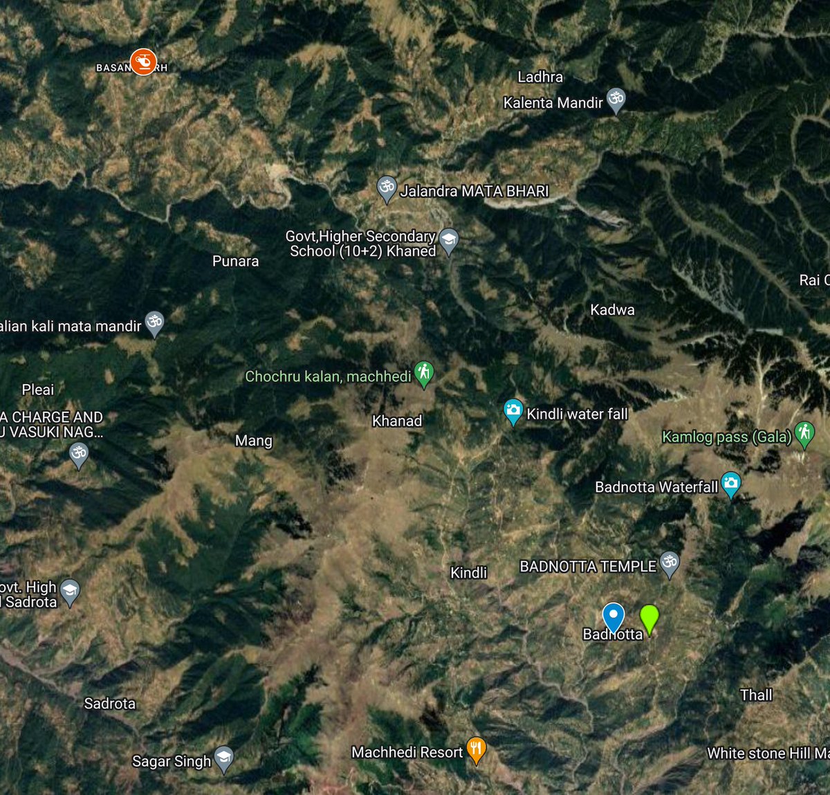 PakDefTeam's tweet photo. interestingly on June 19th not too far from #Badnota, 9 PARA operators were dropped into the encounter site in Basantgarh https://t.co/rZBApZ9uZZ