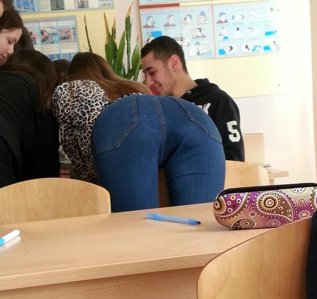 DenimBabes's tweet photo. Hot student bent over the table in denim jeans ... #denim https://t.co/CiHI0Auaj3
