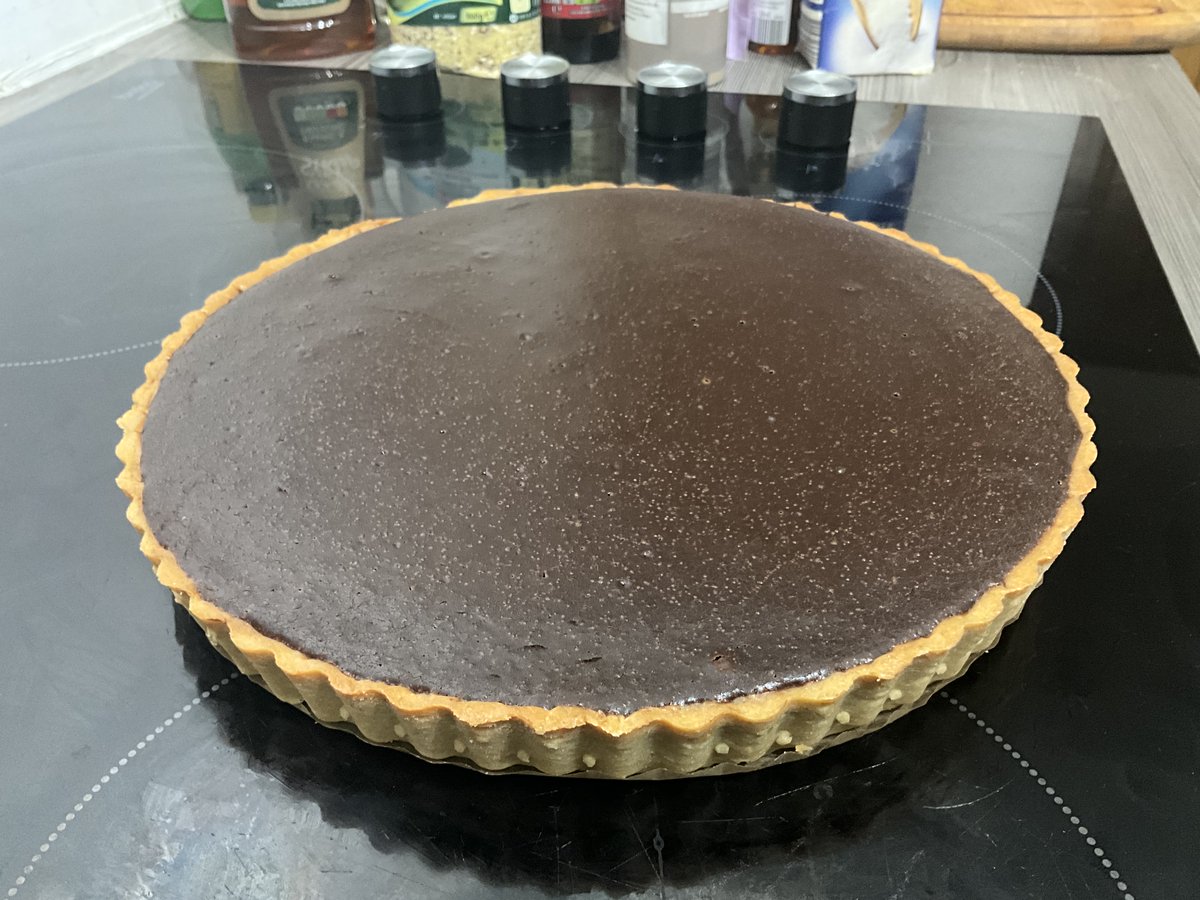 ianjamescape's tweet photo. Chocolate Tart with honeycomb - doing a chef skills course with Leiths. week 4 - French pastries. Pate sablee. Pate sucree. Chocolate ganache. Honeycomb. Skilling up.  #leiths #leithsonline #leithscookeryschool #chefskills https://t.co/dj5dEY1PgC