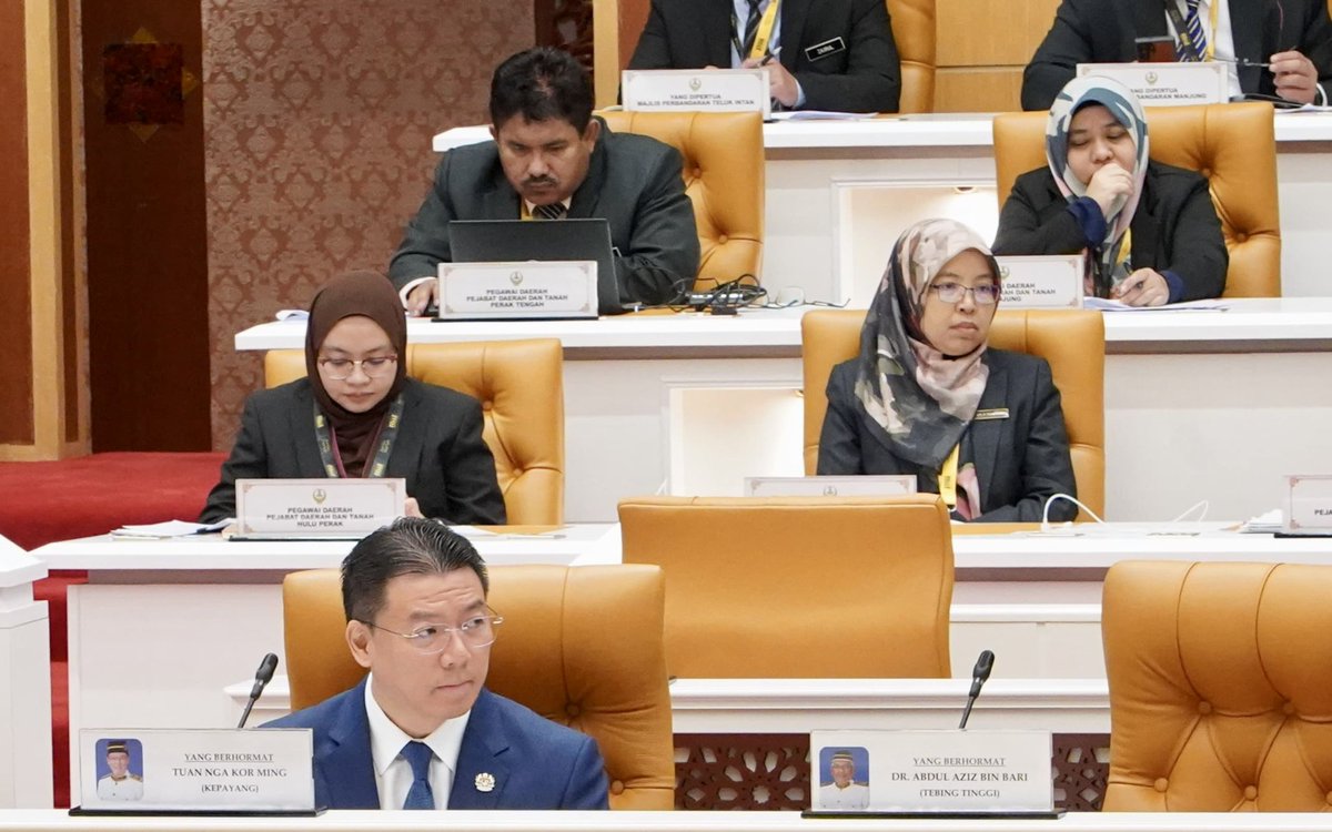 NgaKorMing's tweet photo. Hari ini menghadiri sidang dewan undangan negeri Perak.
Saya penuh bersyukur krn diberi amanah & tanggungjawab menjadi wakil rakyat sejak 1999.
Sentiasa fokus & komited membawa suara rakyat, agenda reformasi juga akan kami dokong bersama. @kpkt_gov
#DUNPerak
#MalaysiaMADANI https://t.co/ysugxu8ey6