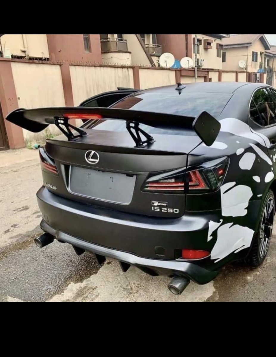 RobinahTrinity's tweet photo. Good morning from #Robinah auto parts and all car accessories located at kiseka market call or WhatsApp 0708962985 https://t.co/t3mQ81Kf91