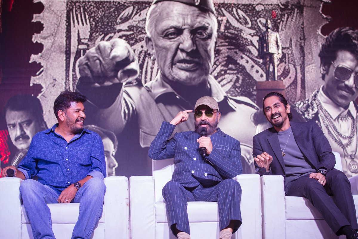 Newstremortamil's tweet photo. உங்களுக்குளை இருக்கும் வில்லனை | சுட்டிக்காட்டும் படம்" Kamal Haasan
https://t.co/BZpudwMi51
#kamalhasan #dirshankar #lyca #Indian2
#sidharth #newstremor https://t.co/hmmirrwIti