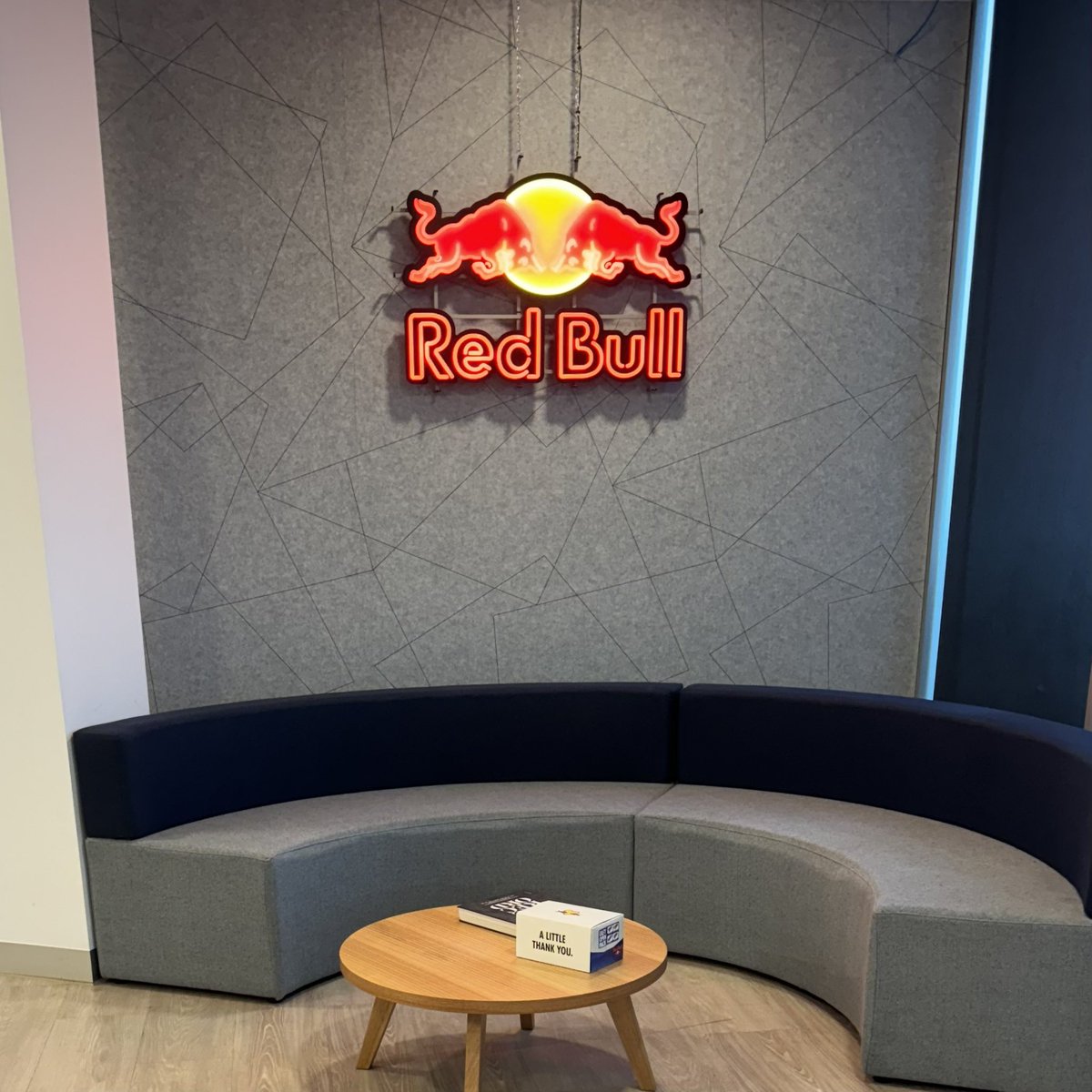 Was lovely having a lil catch up with my friends at <a href="/redbullau/">Red Bull Australia</a> today 🥰🥰