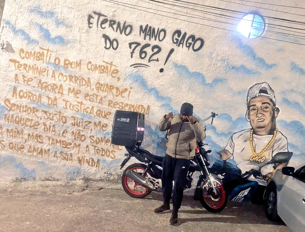 cesarpvr_03's tweet photo. Não existe saudade mais dolorida do que aquela deixada por quem já partiu... Saudades papai 💔⚽🔥 https://t.co/zOm16YUiRa