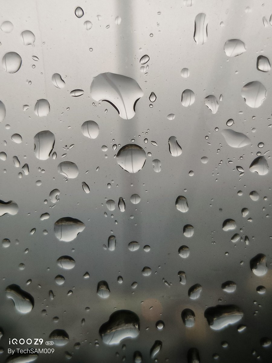 TechSAM009's tweet photo. #ShotOniQOO😍🤘
#iQOOZ95G
#FullyLoaded5G
#MonsoonShowers☔💦
@IqooInd
@nipunmarya
@parakram_h https://t.co/q9UpTvJxME