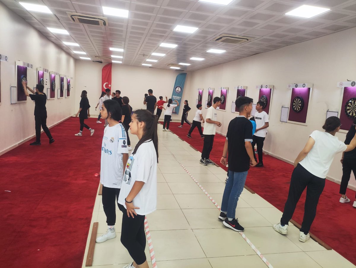 sahinbeybelspor's tweet photo. 🇹🇷15 Temmuz Demokrasi ve Milli Birlik Günü kapsamında, @GSB_Gaziantep işbirliği ile Minikler, Yıldızlar, Gençler kategorilerinde 🎯Dart Turnuvası düzenledik.💯
Turnuvaya katılan ve derece giren tüm sporcularımızı kutlarız.

#SporŞahinbey🇹🇷 https://t.co/tJhje2wLXW