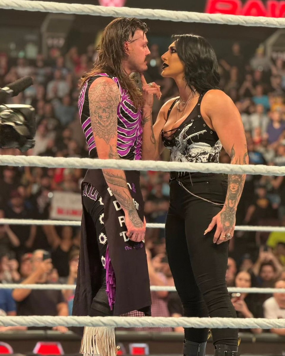 marissa 🖤 tweet media