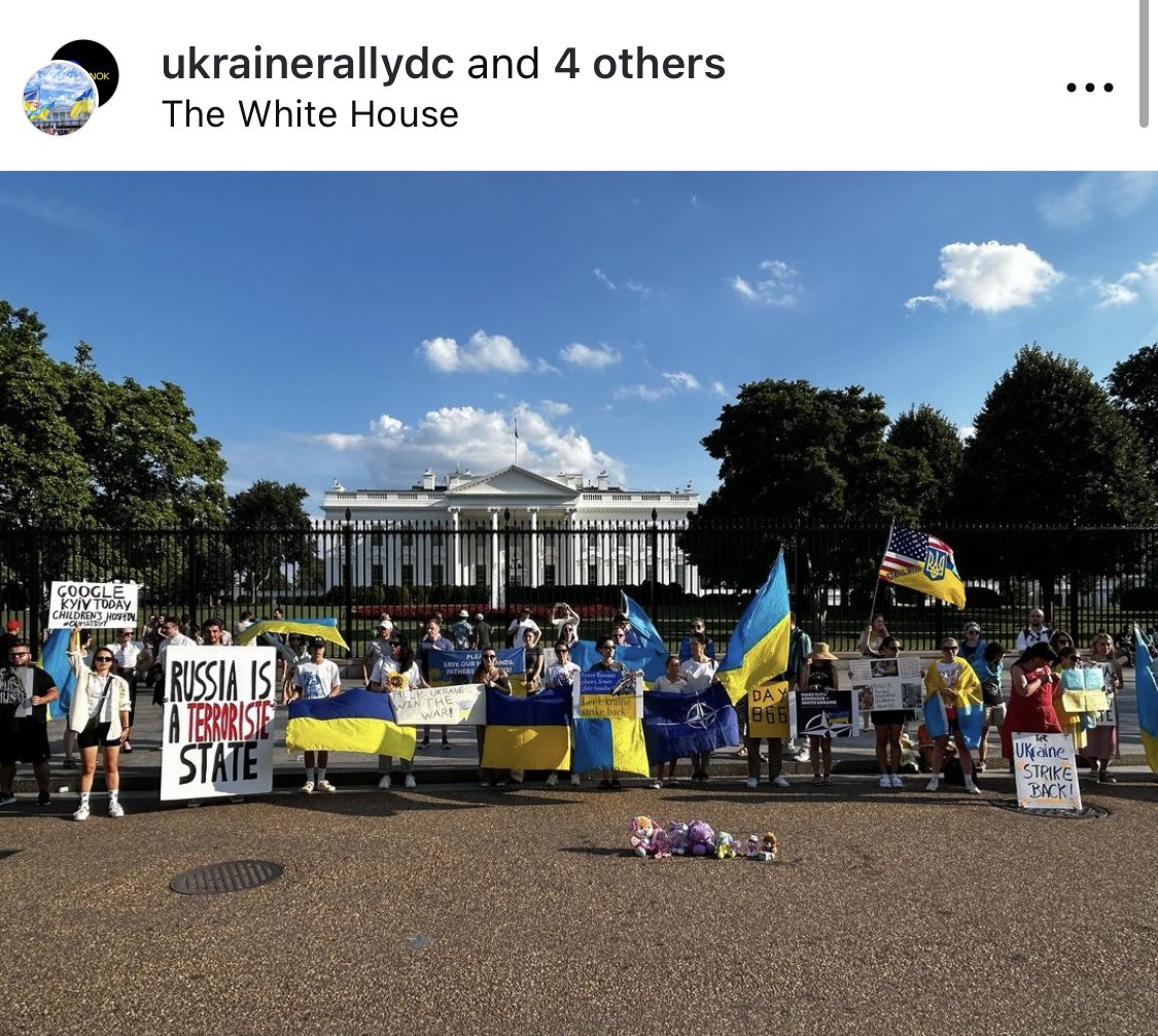 OstapYarysh's tweet photo. New York, Chicago, Washington. Ukrainians rallied to protest Russia’s attack on the children’s hospital in Kyiv and call for more support from the US government ahead of the NATO summit. https://t.co/D2g6rR9nrh