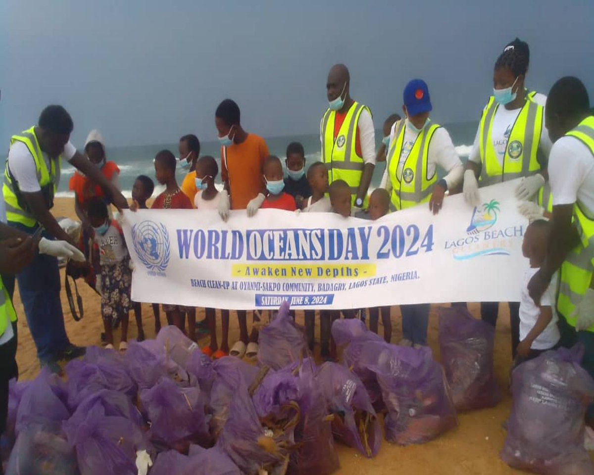 LBeachCleaners's tweet photo. Photos from our beach cleanup event on Saturday, June 8, 2024, to commemorate World Ocean Day 2024
@WorldOceansDay @Lawma_gov @followlasg @LagosSDGInvest
#WorldOceanDay
#worldoceanday2024
#UnitedNations 
#climateactions
#beachcleanup
#nonprofitorganization https://t.co/tKZqSppnIu